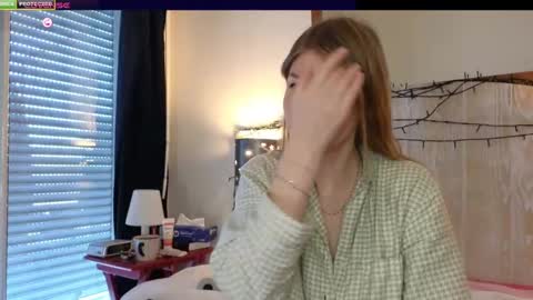 Snapshot of misslucci chatting on January 8, 9:00 am Misslucci online show from January 8, 9:00 am