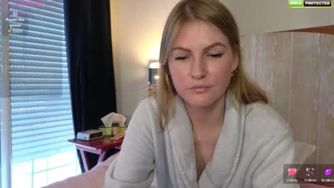 Snapshot of misslucci chatting on September 18, 7:51 am Misslucci online show from September 18, 7:51 am