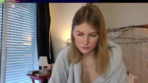 Snapshot of misslucci chatting on January 10, 9:02 am Misslucci online show from January 10, 9:02 am