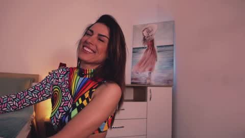 Lullu online show from December 3, 2:41 pm