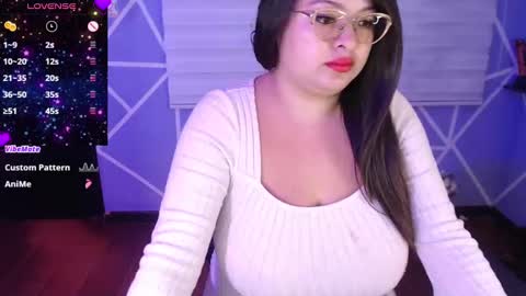 Miia online show from September 16, 2:47 pm