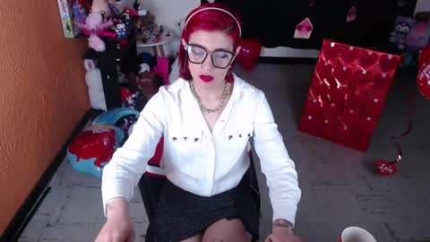 Miss Mia online show from February 19, 1:28 pm