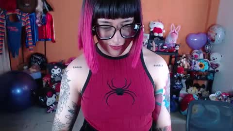 Miss Mia online show from November 8, 5:07 pm