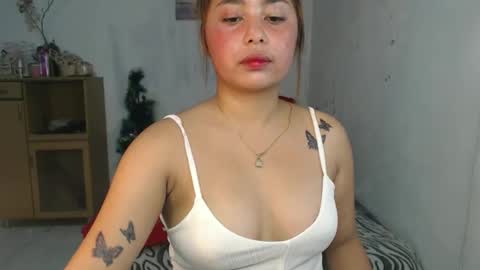 missRHEA online show from January 18, 11:54 am