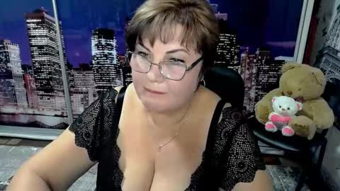 Snapshot of missritabella chatting on September 28, 5:29 pm Rita online show from September 28, 5:29 pm