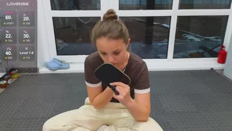 . online show from April 10, 4:13 pm