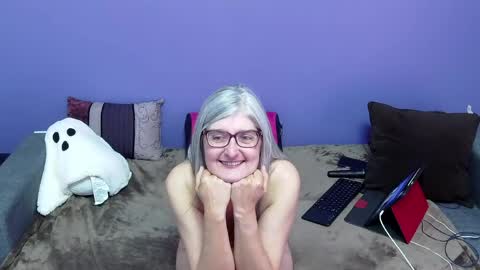 Miss Spooky Silverstacker online show from May 16, 12:46 am