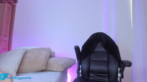 Violetta online show from January 24, 4:06 pm