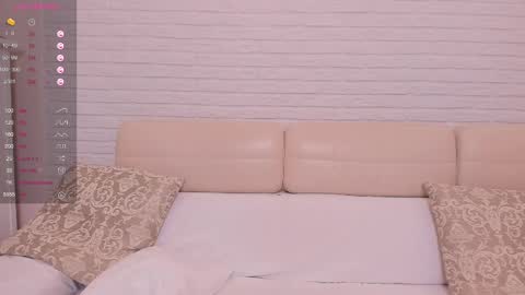 Snapshot of missxcaprice chatting on March 1, 3:10 am missxcaprice online show from March 1, 3:10 am