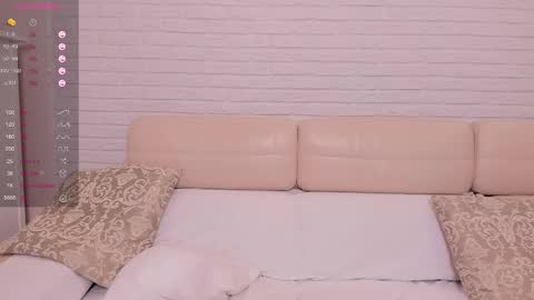 Snapshot of missxcaprice chatting on September 17, 6:11 am missxcaprice online show from September 17, 6:11 am