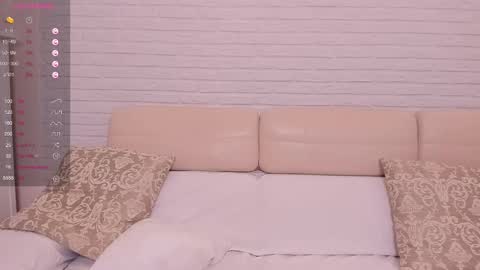 Snapshot of missxcaprice chatting on March 9, 12:53 pm missxcaprice online show from March 9, 12:53 pm
