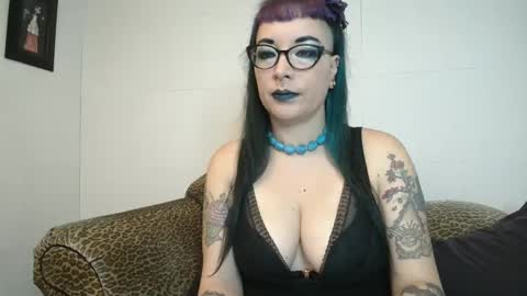 Missy Dee online show from December 25, 6:31 am