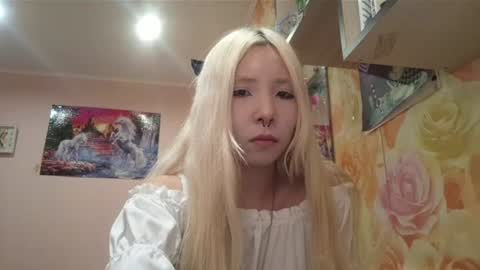 Luna online show from July 11, 12:05 pm