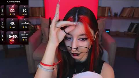 Marcelline online show from November 29, 11:03 am