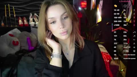 Snapshot of mistress_darsy chatting on October 8, 6:07 am Darsy online show from October 8, 6:07 am