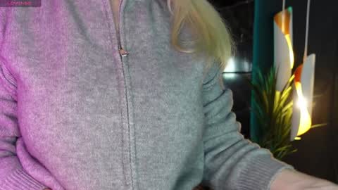 Snapshot of mistress_darsy chatting on January 25, 1:35 pm Darsy online show from January 25, 1:35 pm