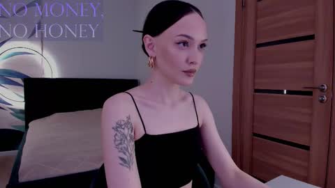 Mistress Mia online show from November 9, 3:46 am