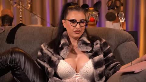 Mistress Kelly online show from December 16, 10:59 pm