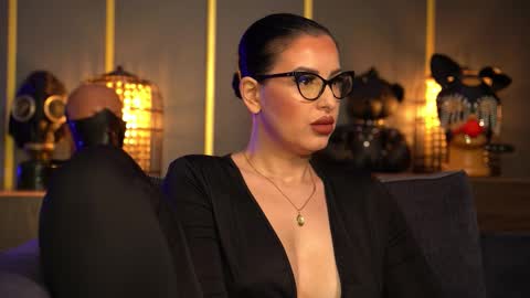 Mistress Kelly online show from March 15, 12:12 am