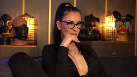 Mistress Kelly online show from March 25, 11:18 pm