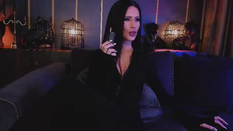 Snapshot of mistresslexa chatting on February 19, 10:53 pm MIstress Lexa online show from February 19, 10:53 pm