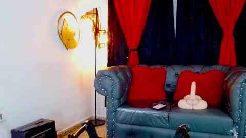 Mistresslombana online show from June 6, 7:58 am