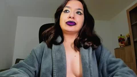 YourGoddessM online show from May 3, 11:30 pm