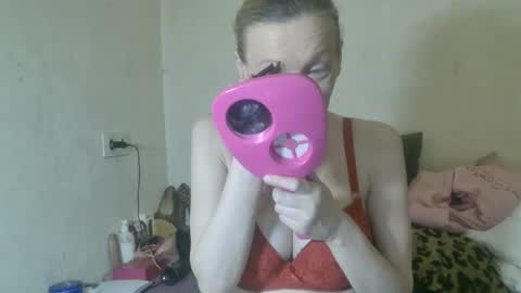 mistressmilly32 online show from April 19, 7:05 pm