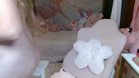 Misty online show from June 12, 3:03 am