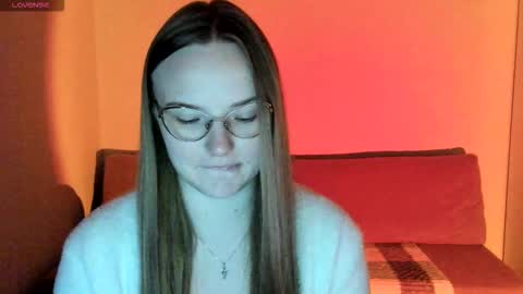 Snapshot of miya_mimi chatting on October 14, 3:47 pm Miya online show from October 14, 3:47 pm