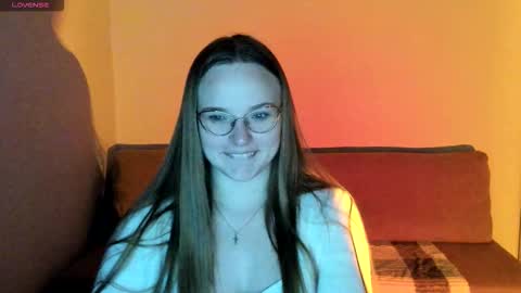 Snapshot of miya_mimi chatting on October 6, 6:23 pm Miya online show from October 6, 6:23 pm