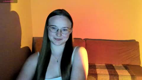 Snapshot of miya_mimi chatting on September 12, 7:54 pm Miya online show from September 12, 7:54 pm