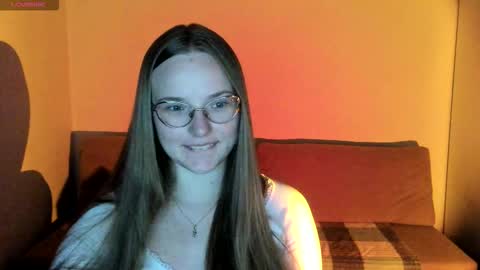 Snapshot of miya_mimi chatting on September 14, 11:02 pm Miya online show from September 14, 11:02 pm