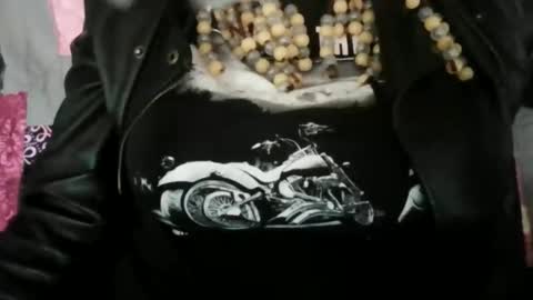 miztrezk online show from February 25, 7:23 pm