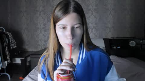 Lili online show from November 11, 11:29 am