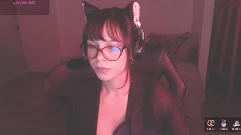 Snapshot of modjo_ chatting on December 24, 8:33 am Modjo online show from December 24, 8:33 am