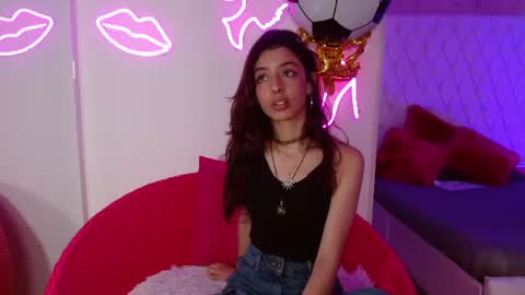 Moira  online show from July 2, 9:10 pm