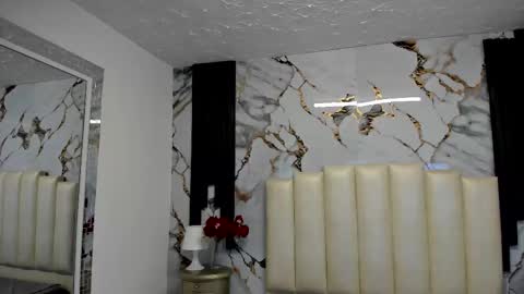 Hey Guys  Im Mollie online show from October 7, 12:09 pm