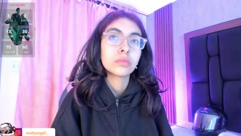 Molly online show from June 7, 2:46 pm
