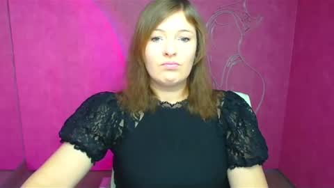 Molly online show from December 13, 1:01 pm