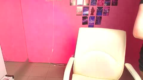 Molly online show from March 13, 3:02 pm