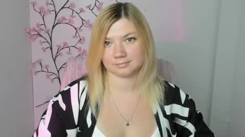 Molly online show from July 16, 11:26 am