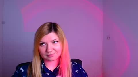 Molly online show from January 29, 12:13 pm