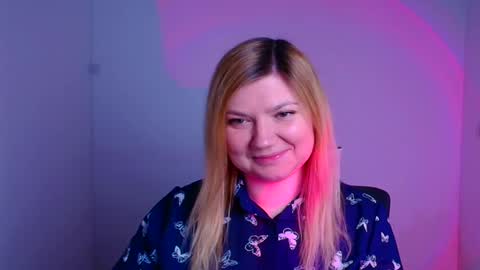 Molly online show from February 8, 12:39 pm