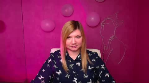 Molly online show from February 18, 12:28 pm