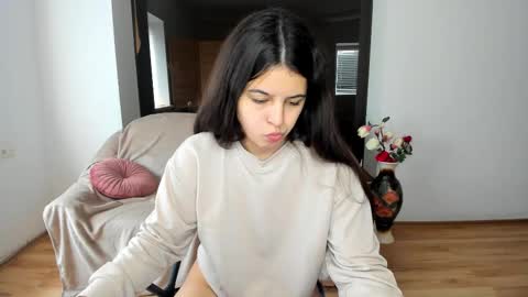 Molly Owens online show from October 10, 6:51 am