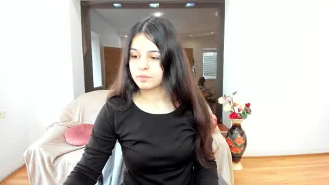 Molly Owens online show from October 18, 6:49 am