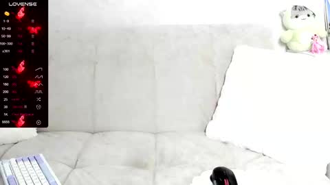 Snapshot of molly_sweetbaby chatting on February 10, 2:16 pm Ill tell you when were private online show from February 10, 2:16 pm