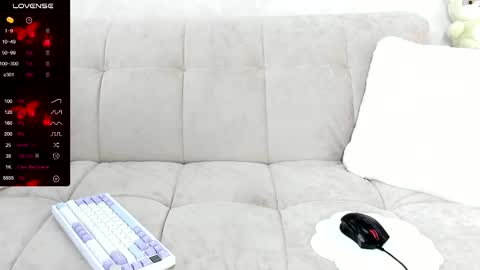 Snapshot of molly_sweetbaby chatting on February 25, 1:32 pm Ill tell you when were private online show from February 25, 1:32 pm