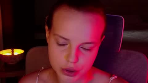 Molly online show from April 29, 7:22 am